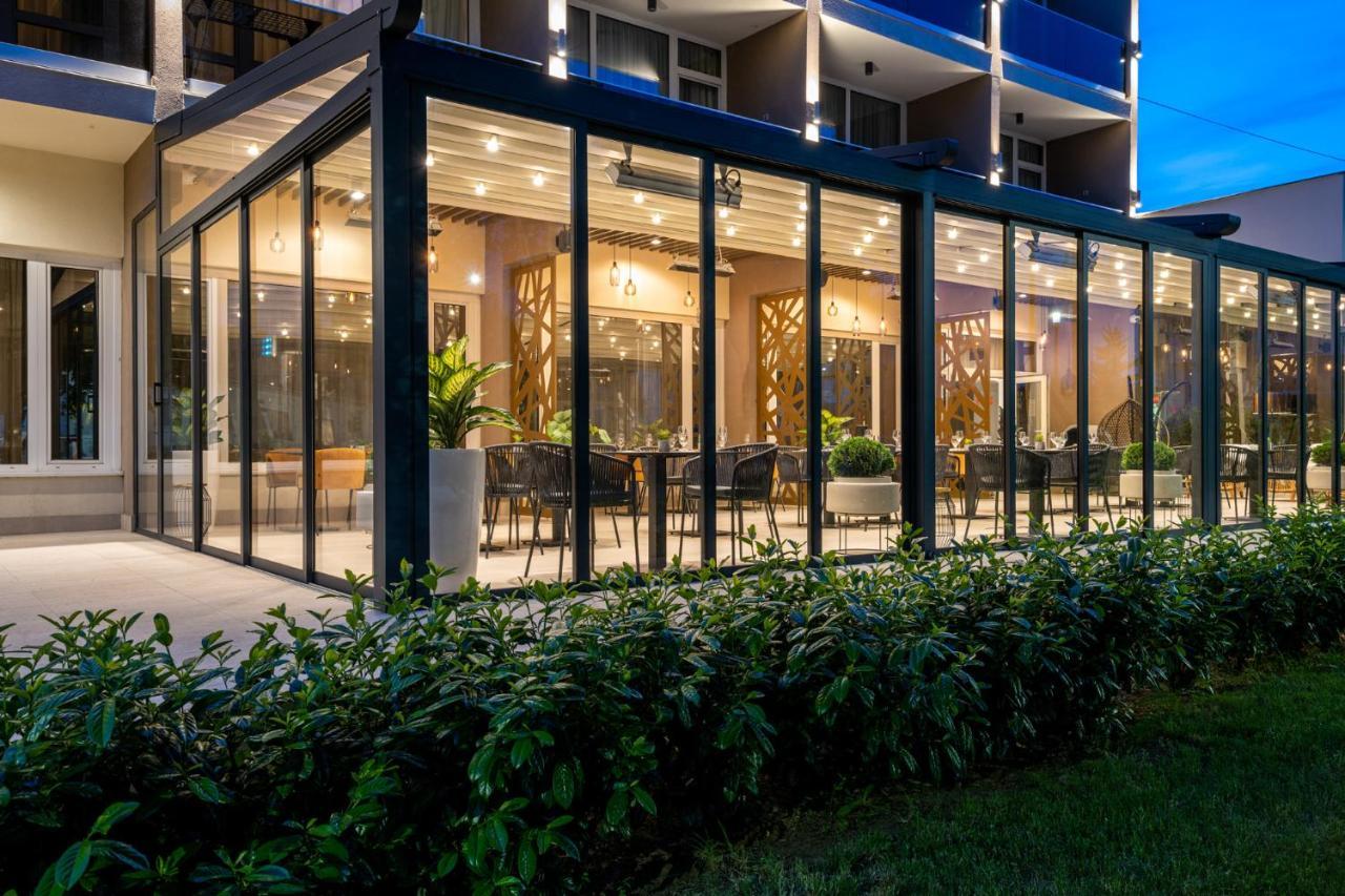 Hotel Bodrog Wellness & Elix Spa Шарошпатак Екстер'єр фото