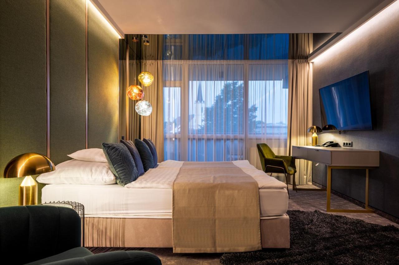 Hotel Bodrog Wellness & Elix Spa Шарошпатак Екстер'єр фото